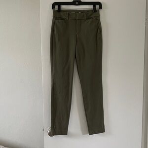 Green High-Waisted Pixie Ankle Dress Pants